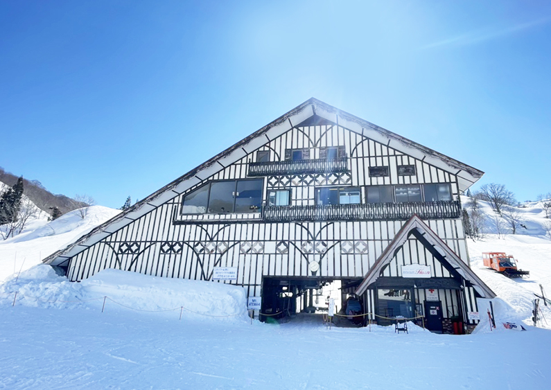 【ホルン(フォレストゾーン)】雪山で食べたくなるようなメニューをご用意しています。